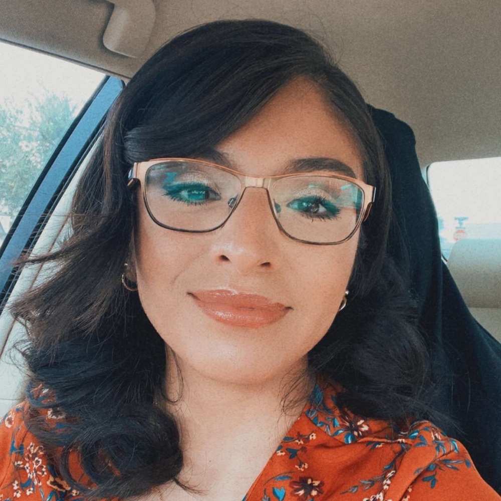 Meet your Posher, Sarah